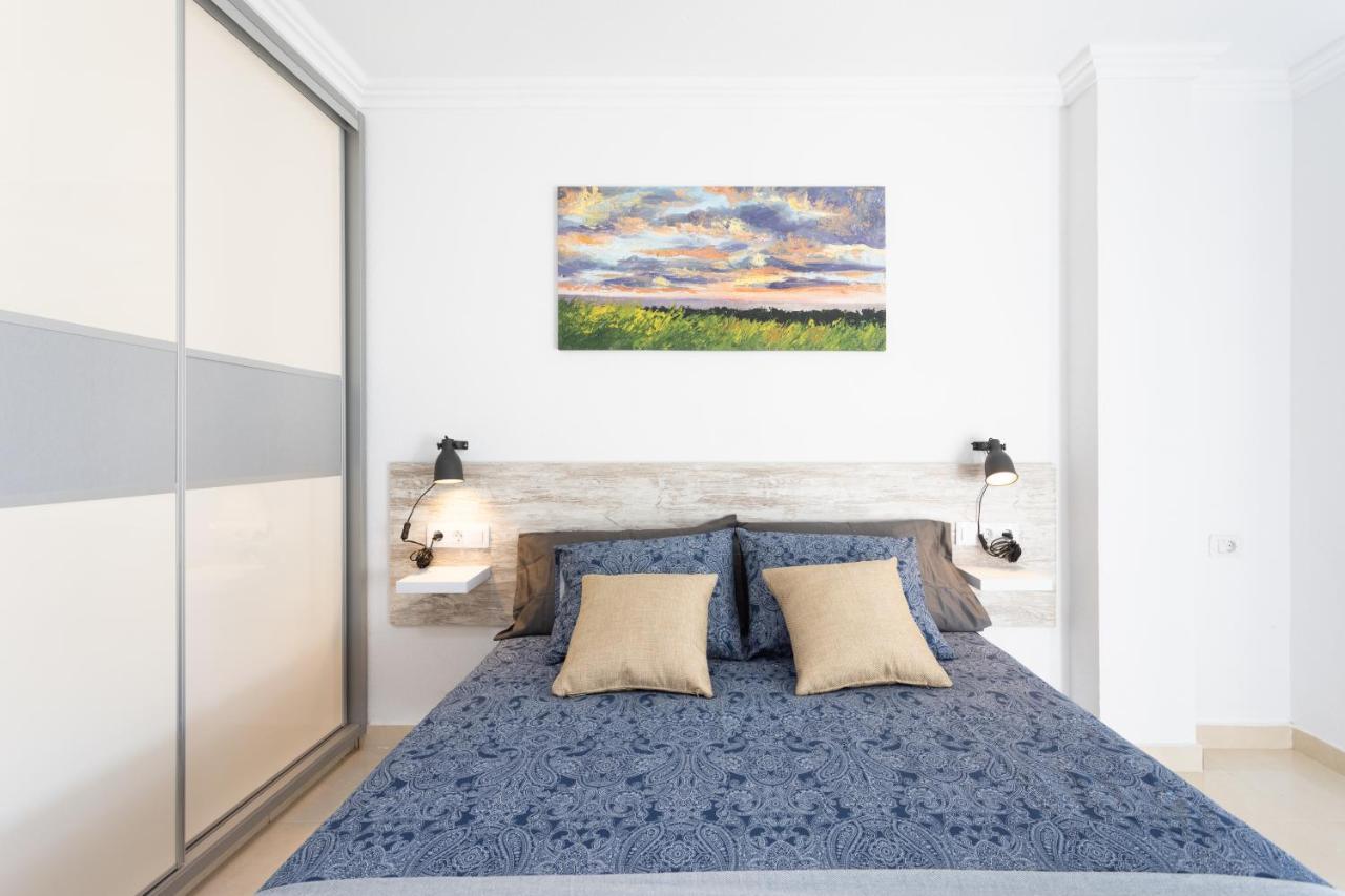 Classbnb - Three Spacious Apartments 150M From The Las Americas Promenade อาโรนา ภายนอก รูปภาพ