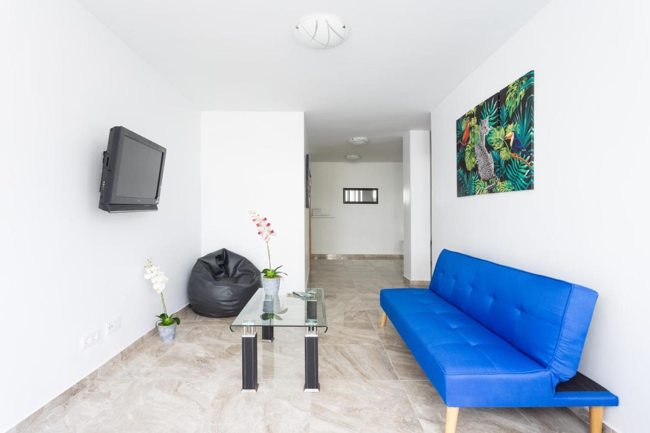 Classbnb - Three Spacious Apartments 150M From The Las Americas Promenade อาโรนา ภายนอก รูปภาพ