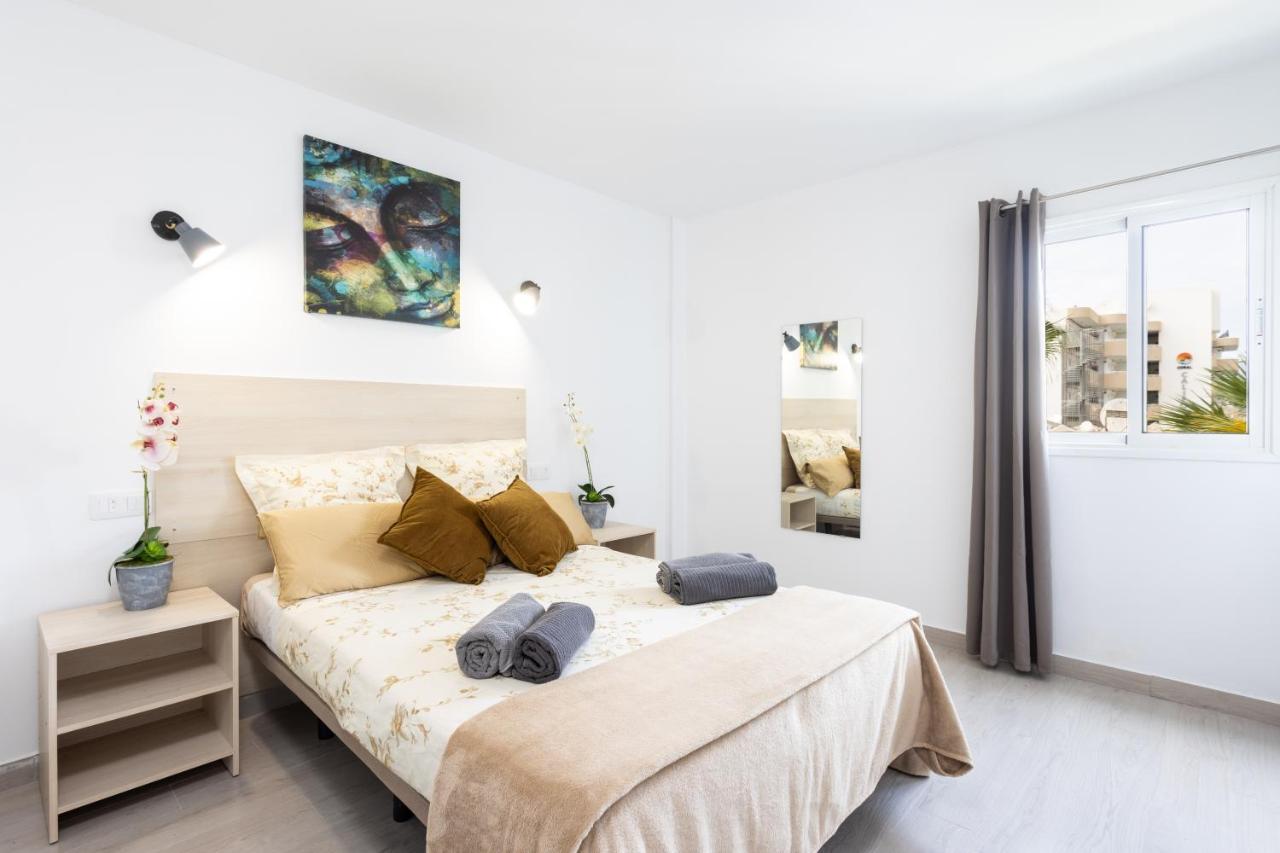 Classbnb - Three Spacious Apartments 150M From The Las Americas Promenade อาโรนา ภายนอก รูปภาพ