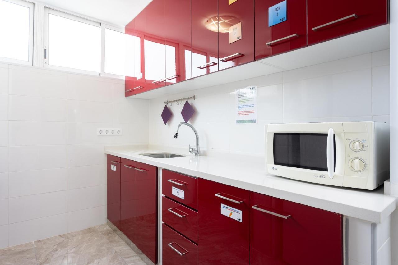 Classbnb - Three Spacious Apartments 150M From The Las Americas Promenade อาโรนา ภายนอก รูปภาพ