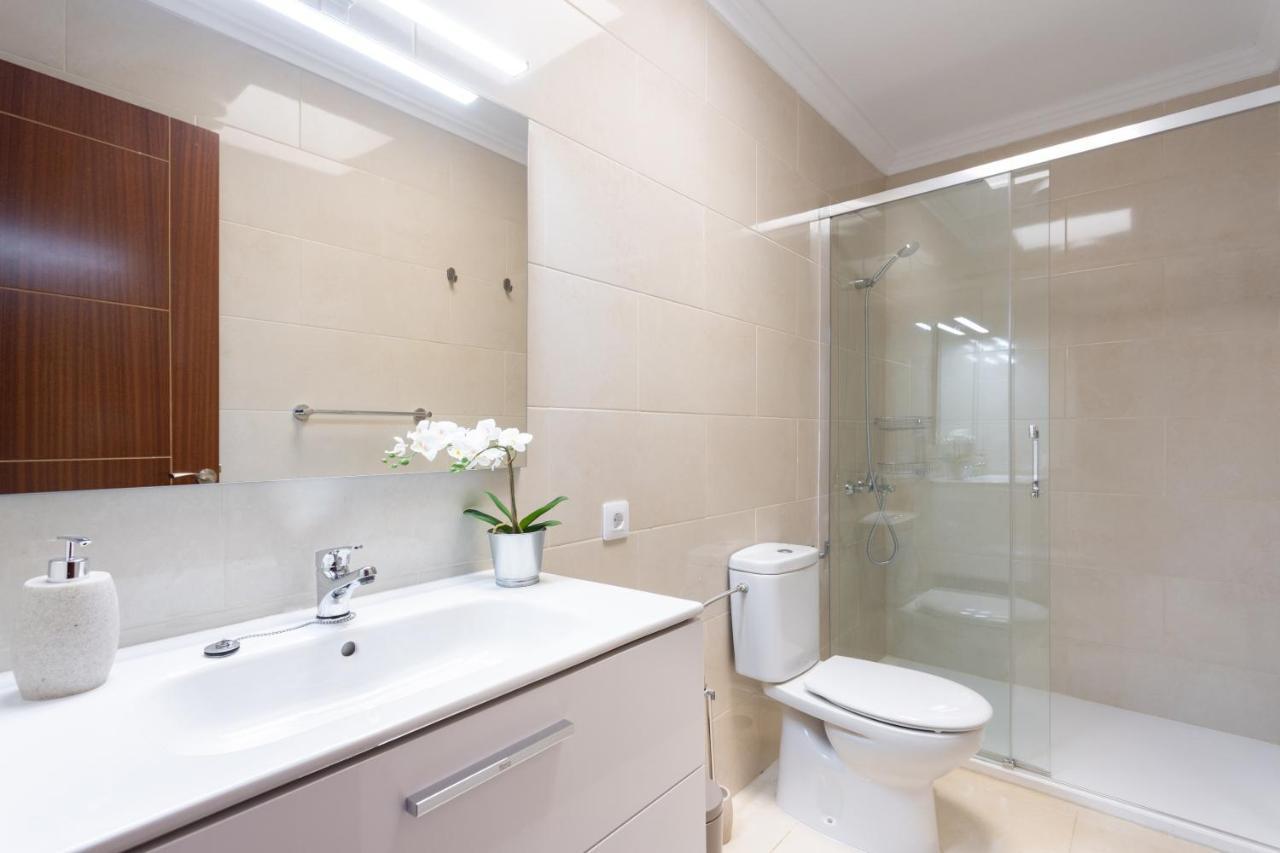 Classbnb - Three Spacious Apartments 150M From The Las Americas Promenade อาโรนา ภายนอก รูปภาพ